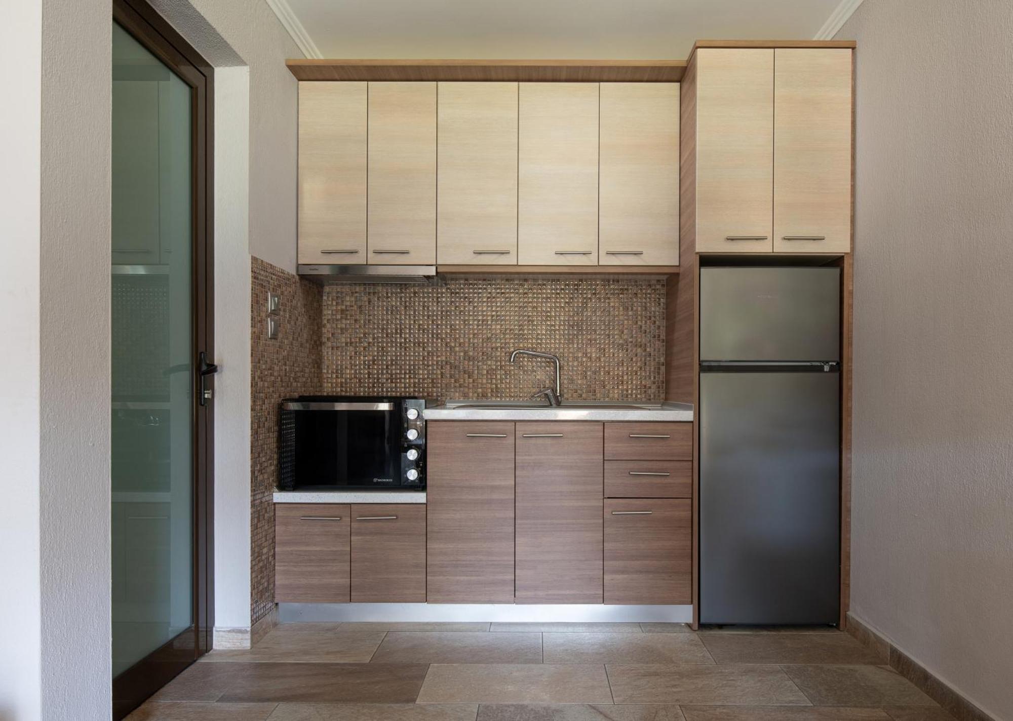 Anthemida Rooms Sykia Chalkidikis Exterior photo